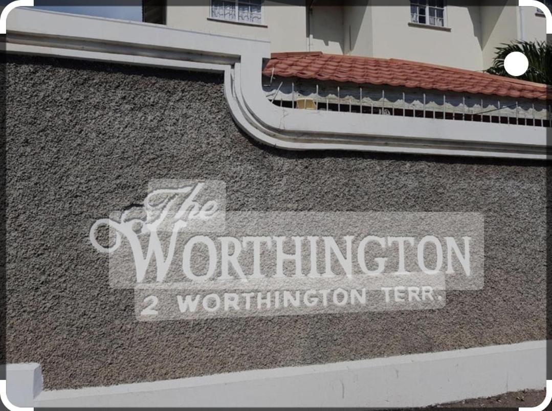 Modern Apartment At The Worthington Kingston Dış mekan fotoğraf